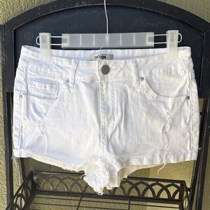 Refuge Women's Crisp White Jean Shorts